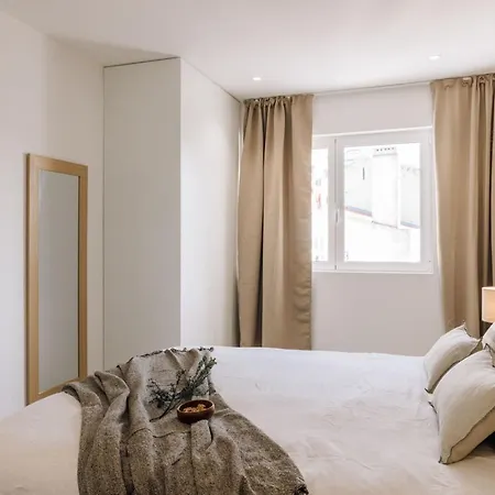 Genal - 2 Bedrooms And Office In Arroios Apartment Lisbon
