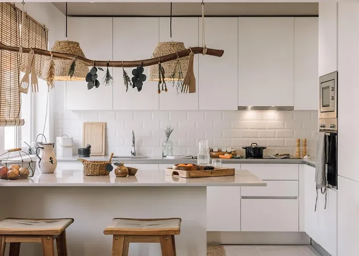 Genal - 2 Bedrooms And Office In Arroios Appartement