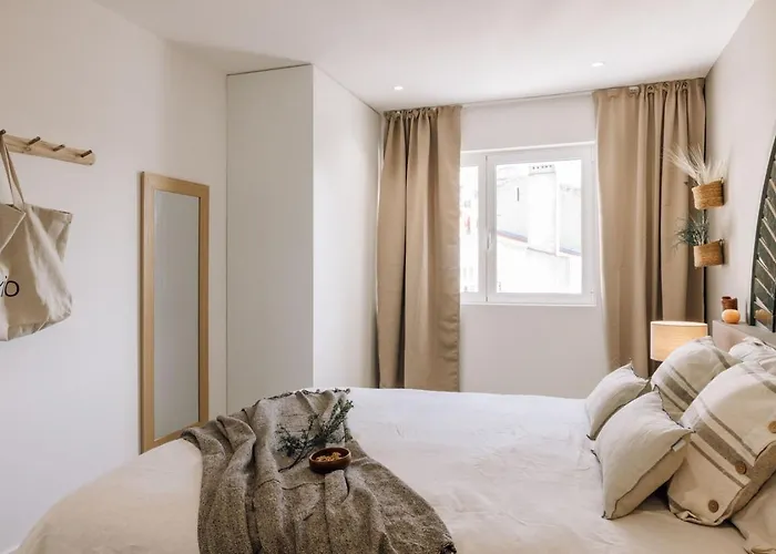 Genal - 2 Bedrooms And Office In Arroios Apartment Lisbon