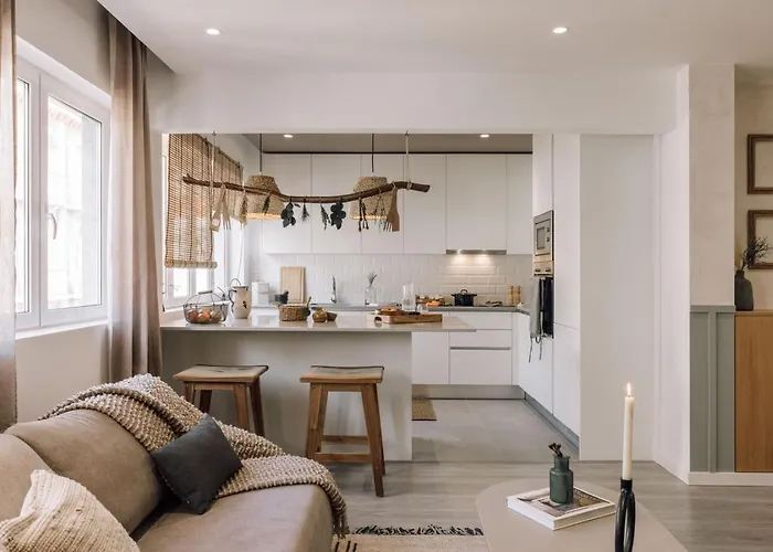 Genal - 2 Bedrooms And Office In Arroios *